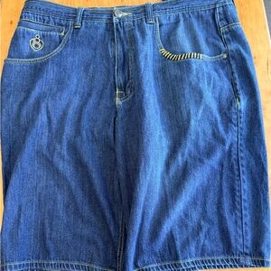 Eight 732 Men's Blue Denim Jean Shorts with Subtle Embroidery Size 44